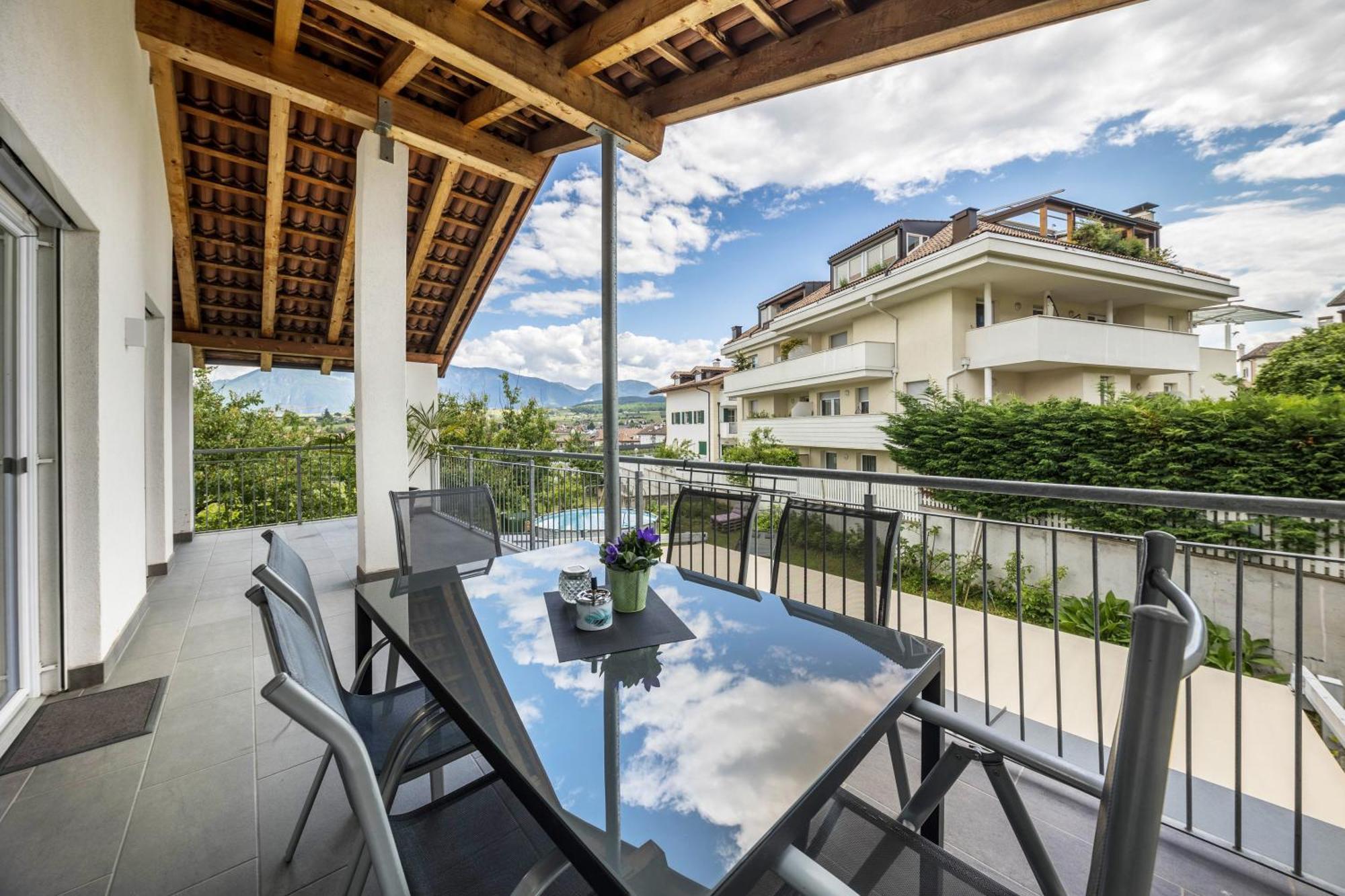 Angerblick Apartment Appiano Sulla Strada Del Vino Zewnętrze zdjęcie