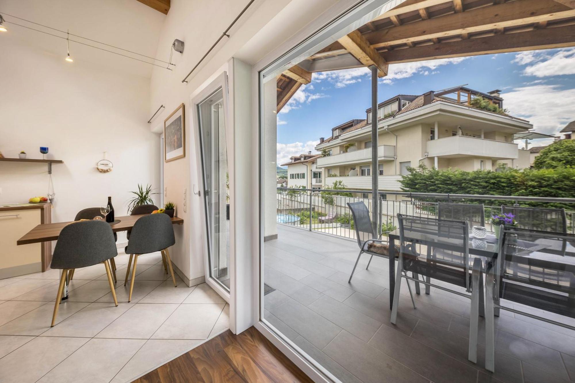Angerblick Apartment Appiano Sulla Strada Del Vino Zewnętrze zdjęcie
